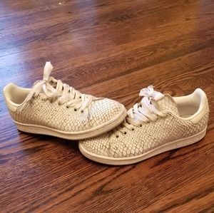 White Stan Smith Adidas Snake Skin